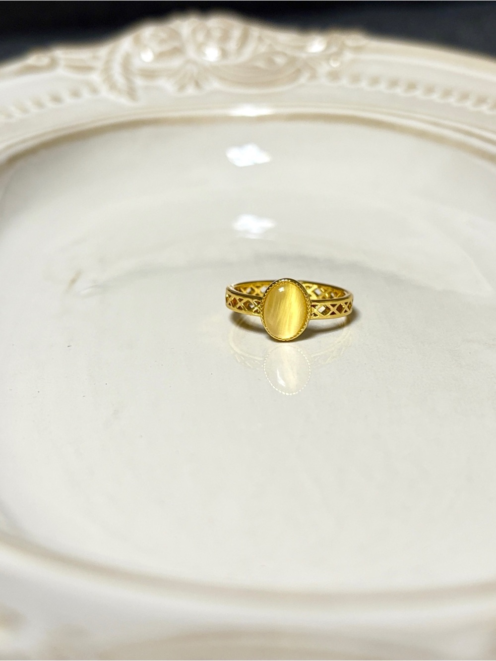 Oval Cat's Eye Ring - Women Jewelry